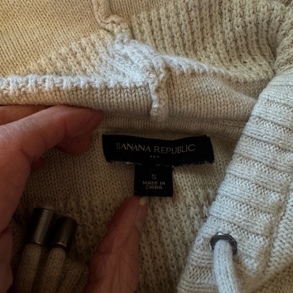 Banana Republic Beige Hooded Sweater - Picture 3 of 4